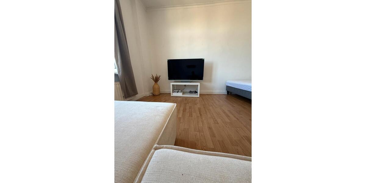 Etagenwohnung Bochum - 2 Zimmer, 65 m&sup2;, 665&euro; | Angebot:25238961