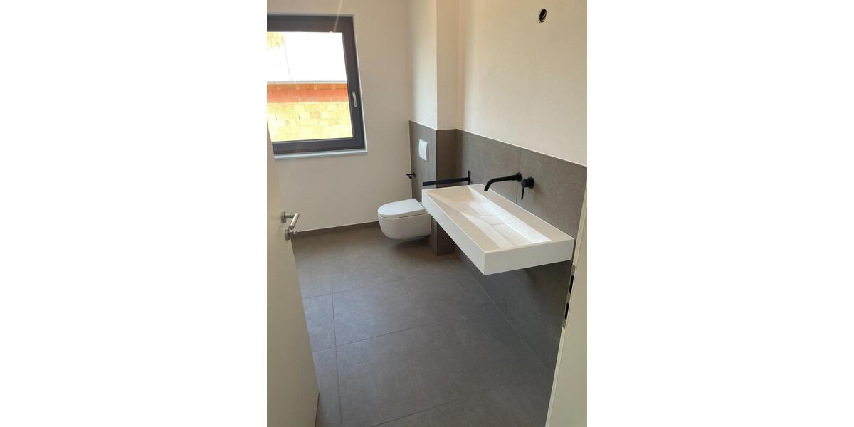 Erdgeschoßwohnung Frankenberg (Eder) - 3 Zimmer, 100 m&sup2;, 1.100&euro; | Angebot:24560272