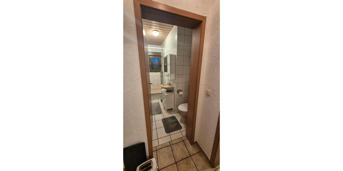 Hochparterre Gründau - 2 Zimmer, 63 m&sup2;, 610&euro; | Angebot:24550674