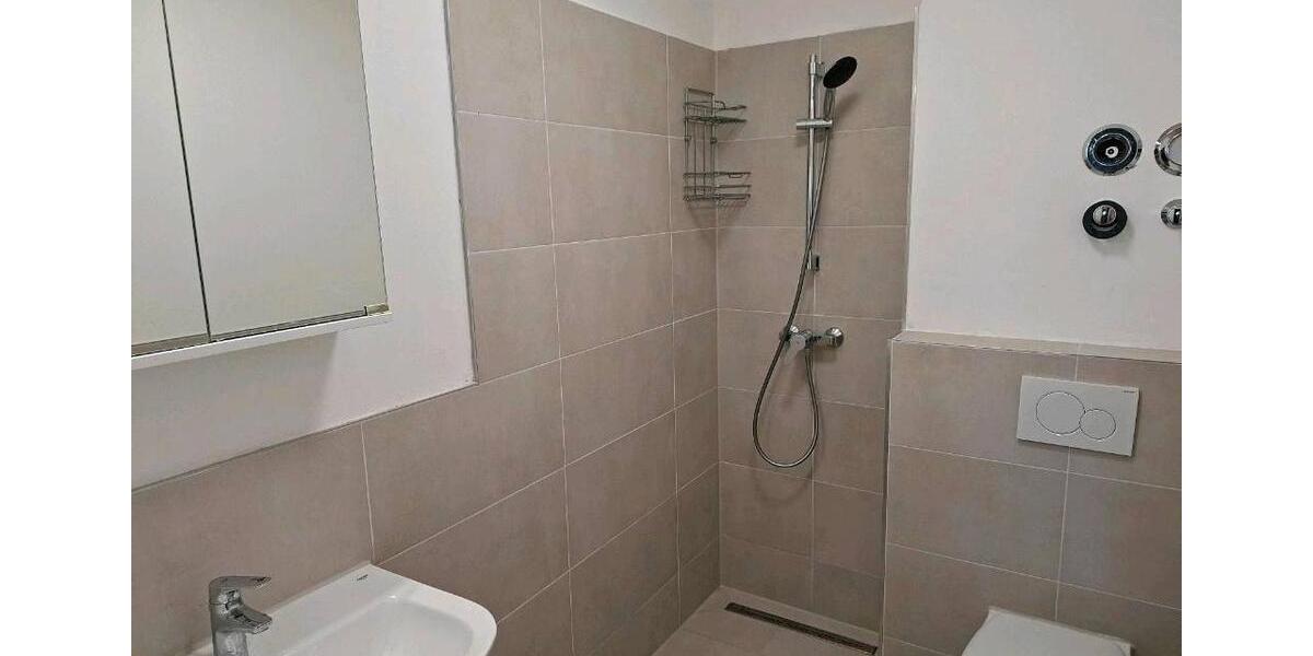 Etagenwohnung Hamburg Harburg - 3 Zimmer, 65 m&sup2;, 1.250&euro; | Angebot:26670302