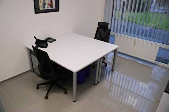 Schöne Büroräume mit voller Ausstattung und Top Service in Porz mieten - All-in-Miete zimmer