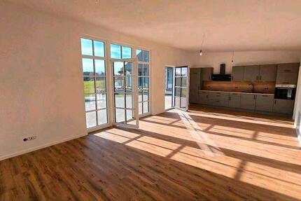 Wohnung Barendorf - 2 Zimmer, 80 m&sup2;, 1.300&euro; | Angebot:26418583