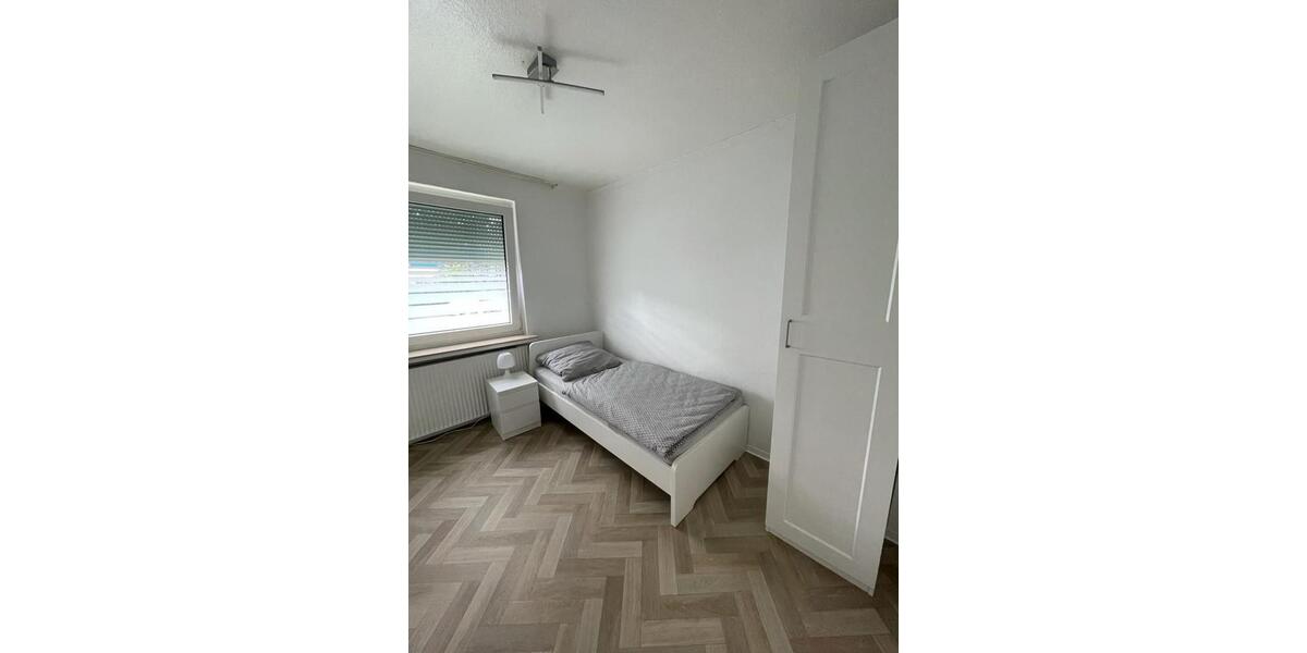 Erdgeschoßwohnung Bremen Häfen - 3 Zimmer, 55 m&sup2;, 18&euro; | Angebot:22513623