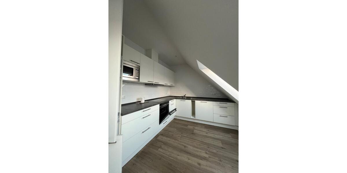 Dachgeschoßwohnung Neustadt in Holstein - 2 Zimmer, 78 m&sup2;, 1.031&euro; | Angebot:23904261
