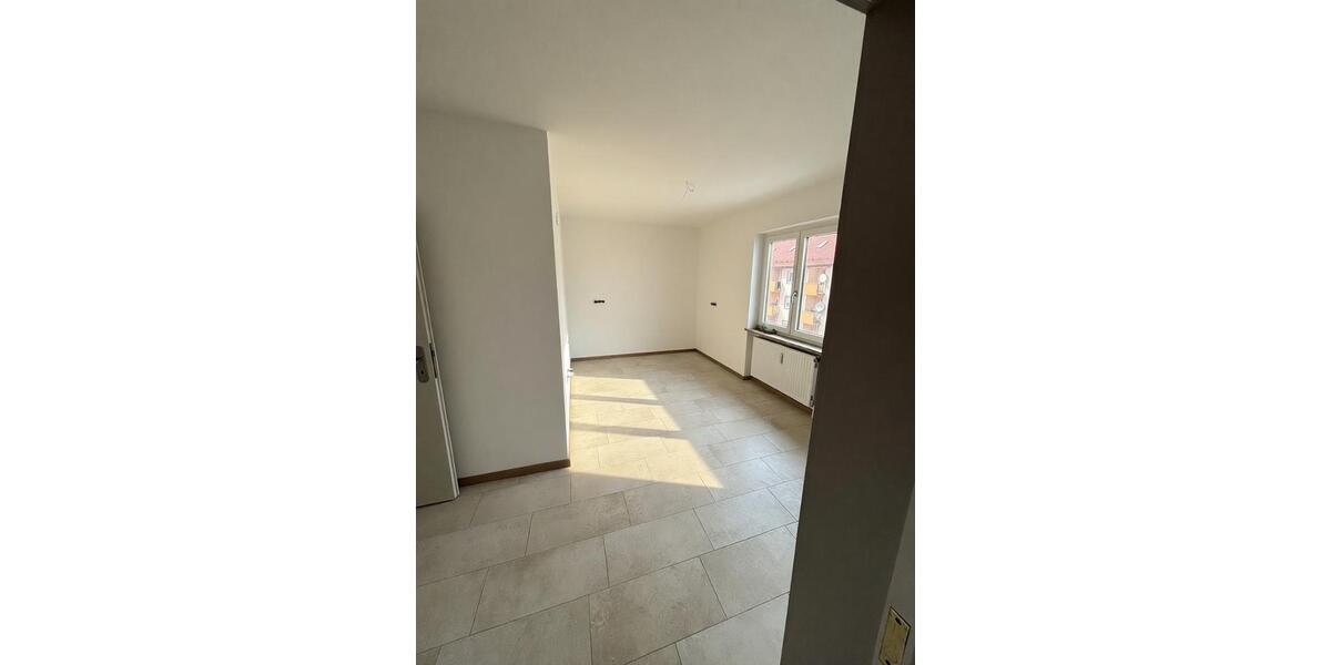 Etagenwohnung Marktredwitz - 3.5 Zimmer, 130 m&sup2;, 900&euro; | Angebot:26661522