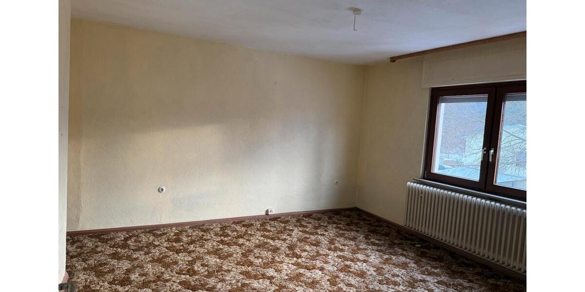 Geräumiges 7-Zimmer-Einfamilienhaus in ruhiger Lage von Aßlar 6.5 zimmer