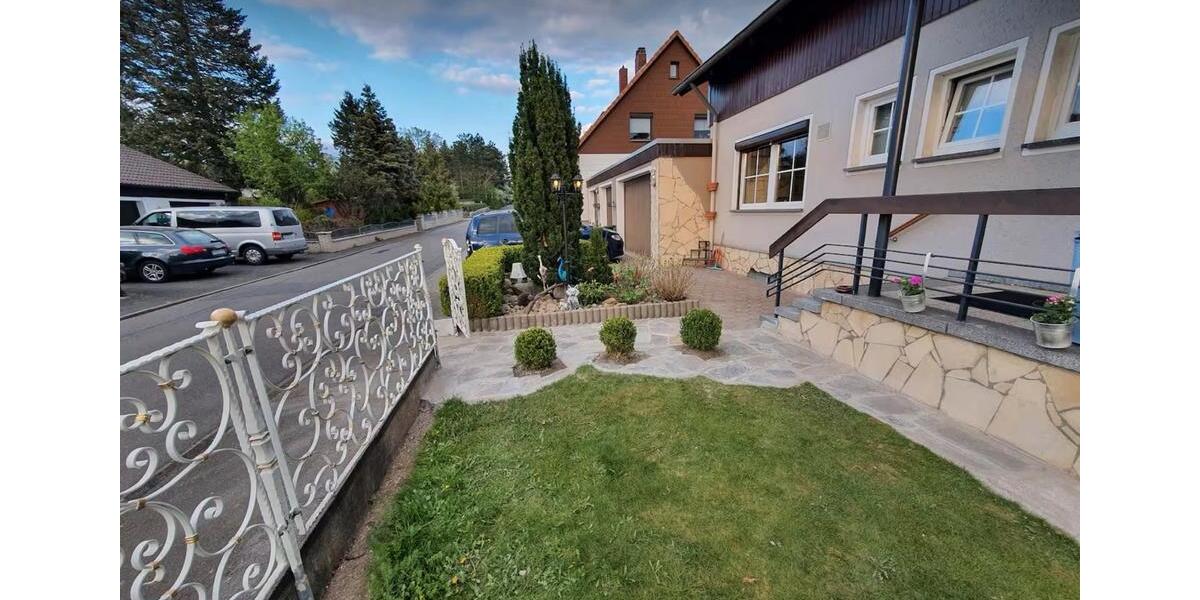 Erdgeschoßwohnung Goslar - 3 Zimmer, 110 m&sup2;, 1.050&euro; | Angebot:25991345