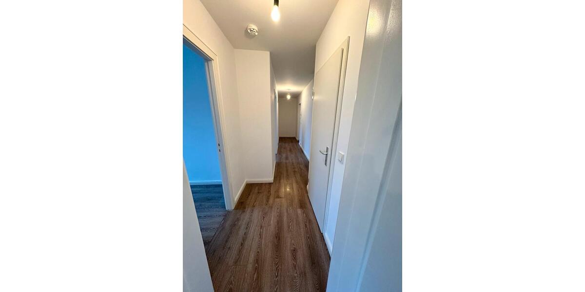 Erdgeschoßwohnung Hamburg Borgfelde - 3 Zimmer, 70 m&sup2;, 1.700&euro; | Angebot:26039647