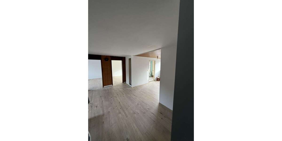 Etagenwohnung Hellenthal - 3 Zimmer, 80 m&sup2;, 650&euro; | Angebot:25429474