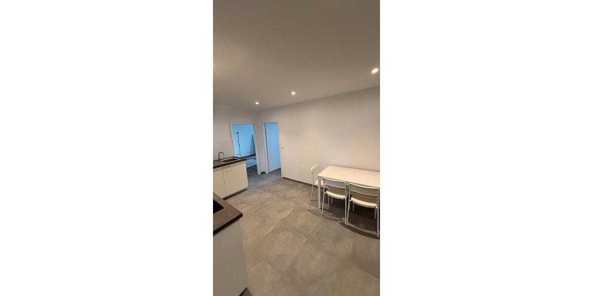 Wohnen auf Zeit Nürnberg Hasenbuck - 4 Zimmer, 121 m&sup2;, 495&euro; | Angebot:26275092