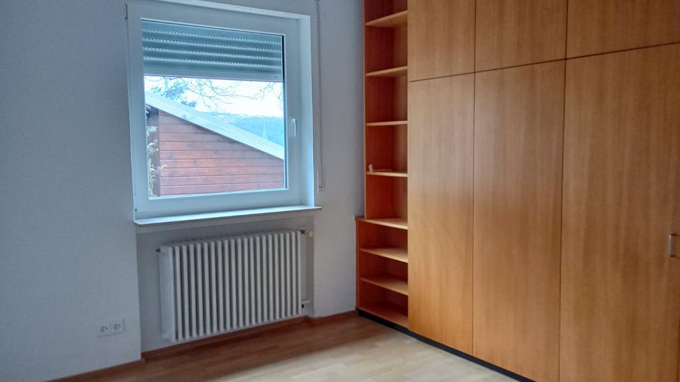 Erdgeschoßwohnung Möckmühl - 5 Zimmer, 117 m&sup2;, 1.100&euro; | Angebot:25636991