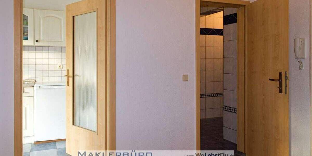 Etagenwohnung Greiz Irchwitz - 2 Zimmer, 72 m&sup2;, 432&euro; | Angebot:25729333