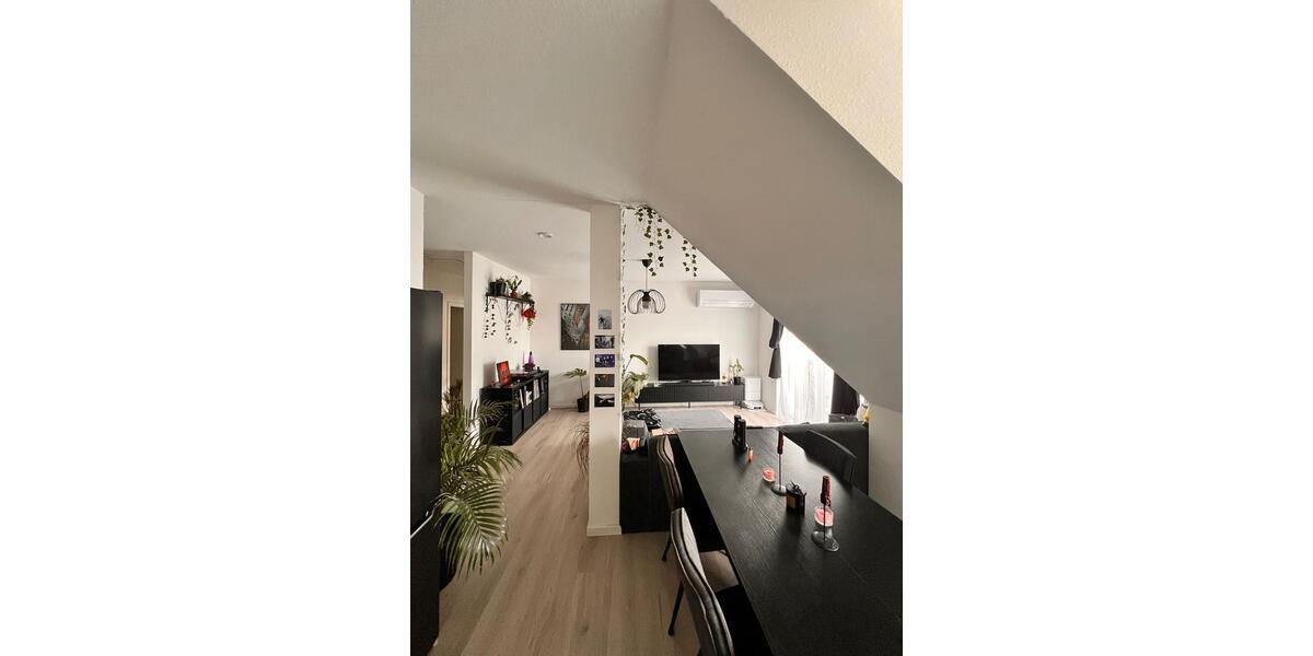 Dachgeschoßwohnung Schweinfurt Gartenstadt - 3 Zimmer, 80 m&sup2;, 690&euro; | Angebot:26646658