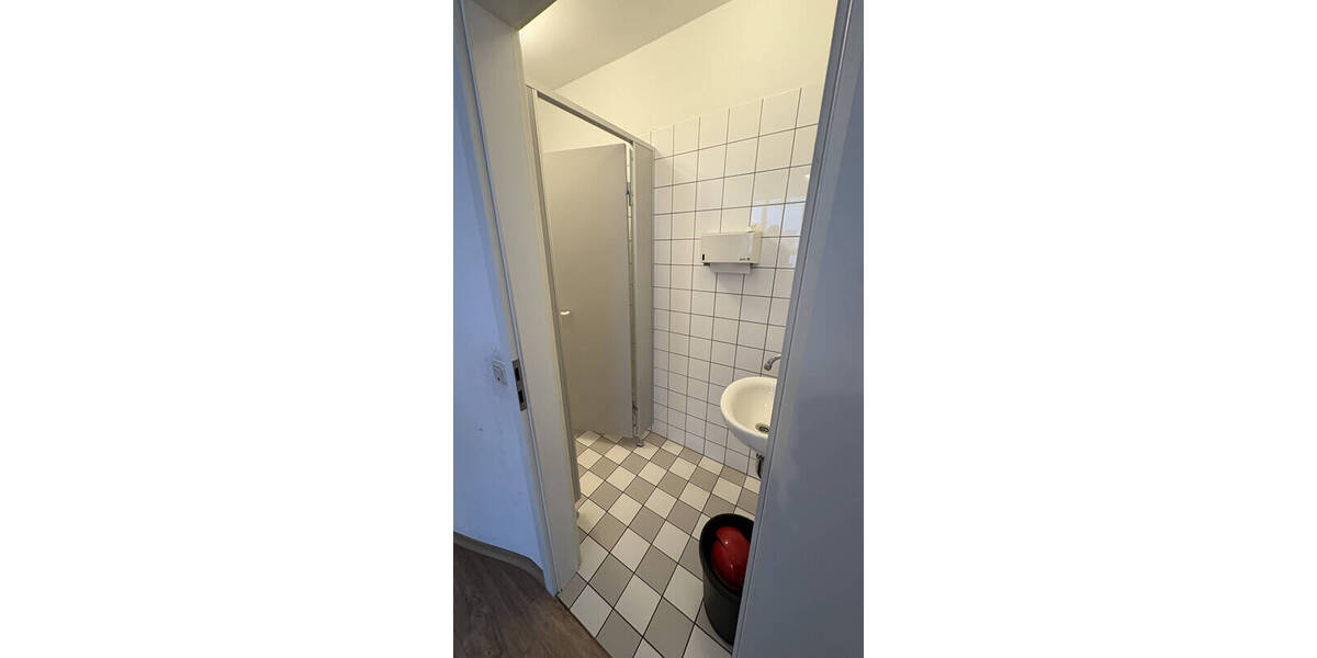 Gewerbeobjekt Dillingen - 1 Zimmer, 90 m&sup2;, 2.060&euro; | Angebot:26081202