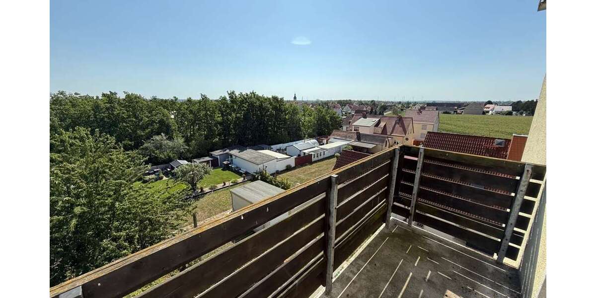 Etagenwohnung Leuna - 3 Zimmer, 59 m&sup2;, 320&euro; | Angebot:27128069