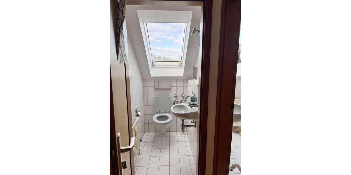 Dachgeschoßwohnung Ostfildern - 3.5 Zimmer, 77 m&sup2;, 1.580&euro; | Angebot:26637748