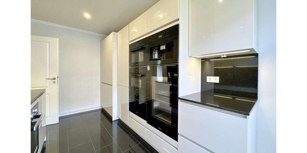 Etagenwohnung Rostock Hansaviertel - 2 Zimmer, 50 m&sup2;, 1.005&euro; | Angebot:25947795