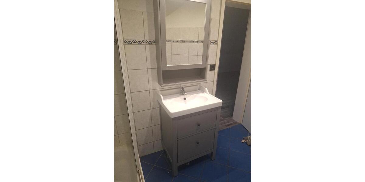 Dachgeschoßwohnung Burgdorf - 2 Zimmer, 42 m&sup2;, 600&euro; | Angebot:24878357