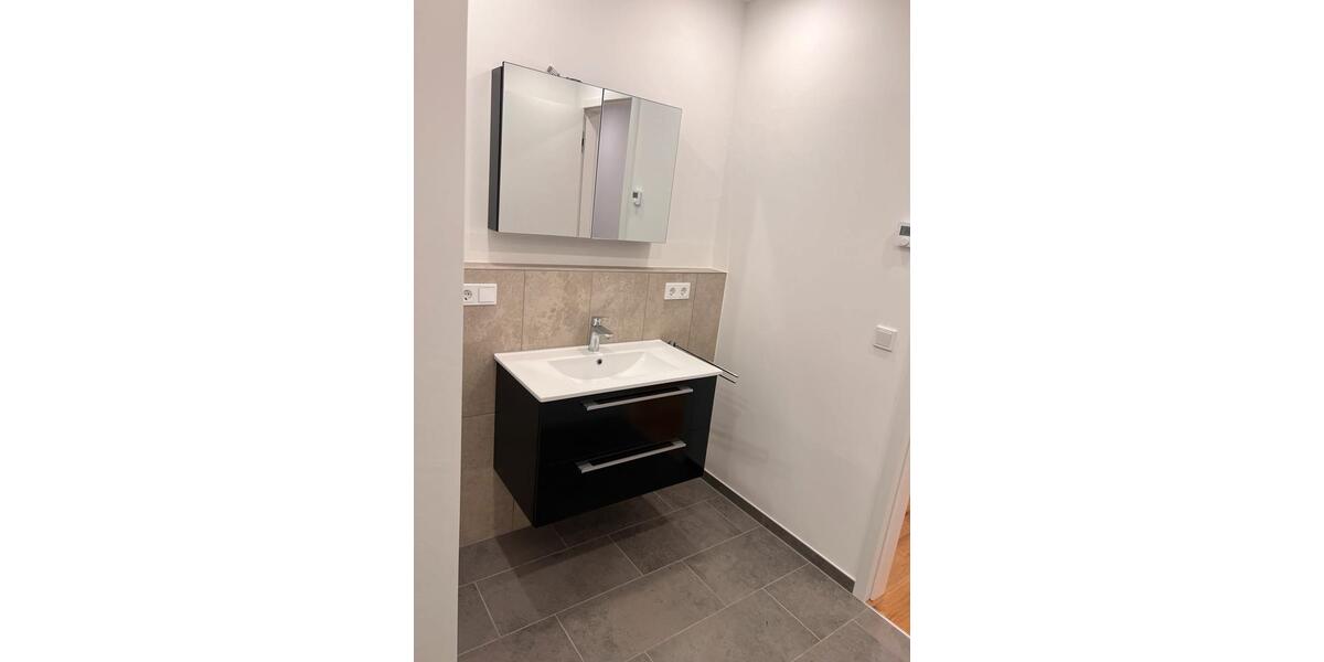 Etagenwohnung Homburg - 2 Zimmer, 622 m&sup2;, 1.195&euro; | Angebot:26225913