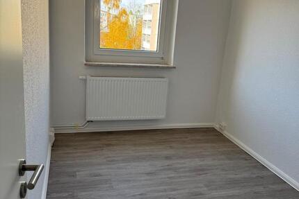 Erstbezug nach Sanierung! - Aufzug vorhanden! zimmer