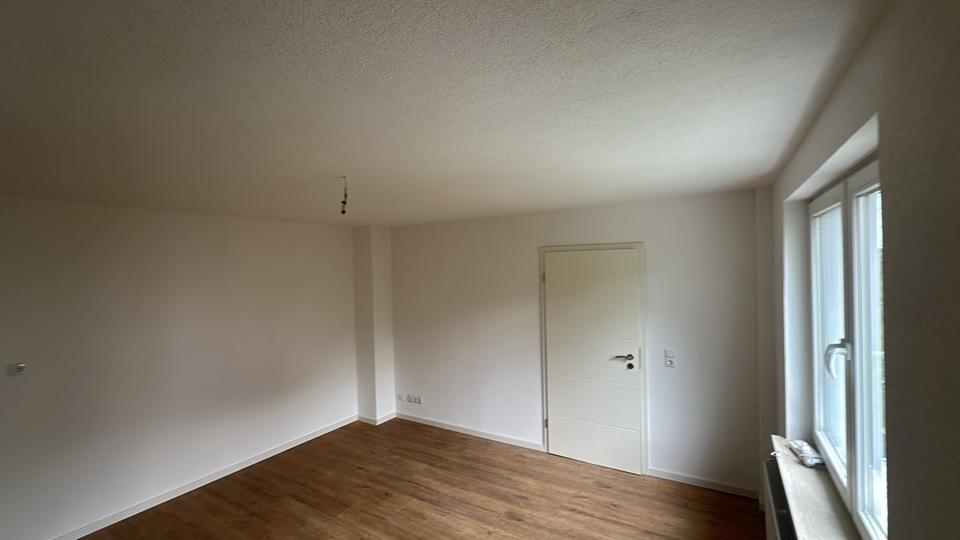 Erdgeschoßwohnung Breuna - 2 Zimmer, 73 m&sup2;, 750&euro; | Angebot:26639042