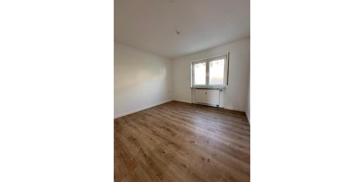 Erdgeschoßwohnung Kaiserslautern Bahnheim - 2 Zimmer, 42 m&sup2;, 588&euro; | Angebot:25790570