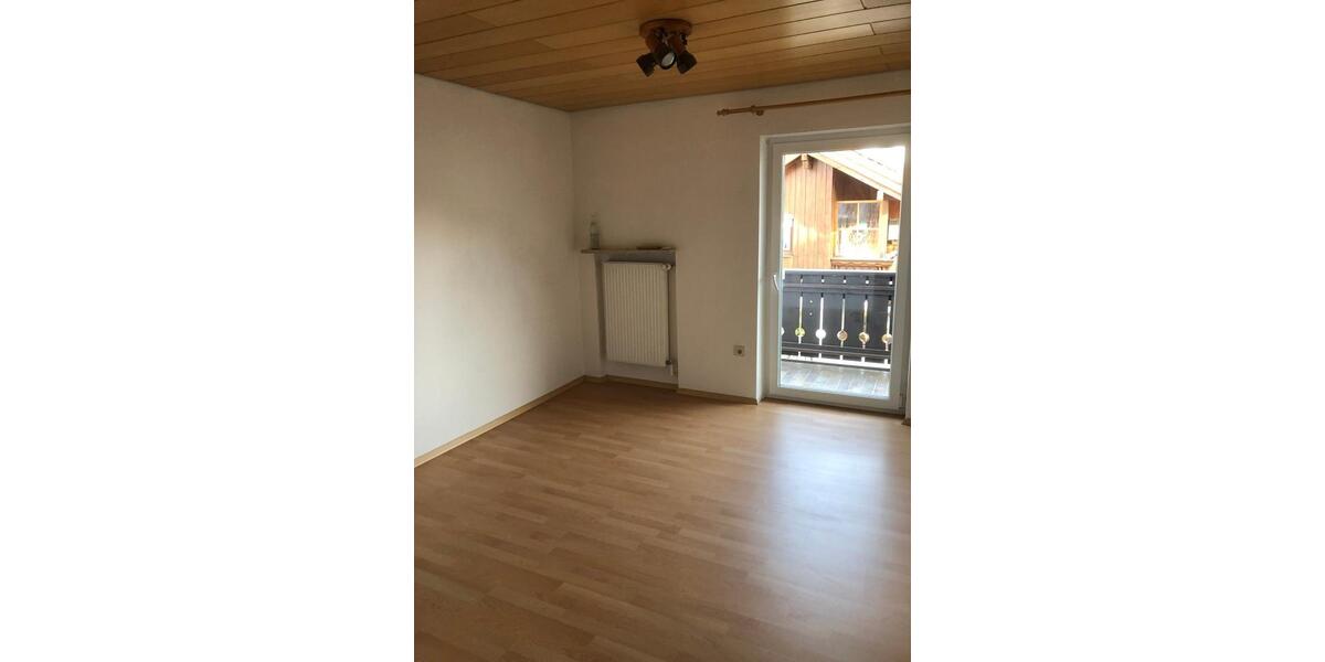 Etagenwohnung Zwiesel - 3 Zimmer, 1.000&euro; | Angebot:21366695