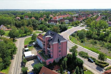 Wohnung Leuna - 4 Zimmer, 106 m&sup2;, 800&euro; | Angebot:25959300