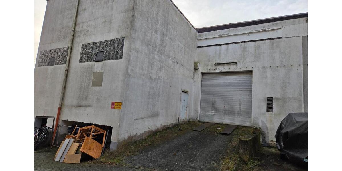 Halle zu vermieten zimmer