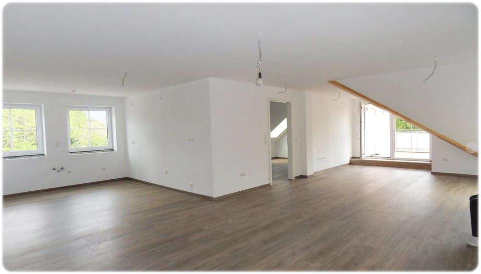 Etagenwohnung Uetze - 4 Zimmer, 153 m&sup2;, 1.125&euro; | Angebot:26278976
