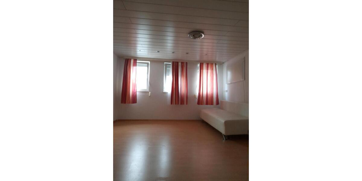 Wohnen auf Zeit Schweinfurt Bellevue - 1 Zimmer, 12 m&sup2;, 360&euro; | Angebot:24740600