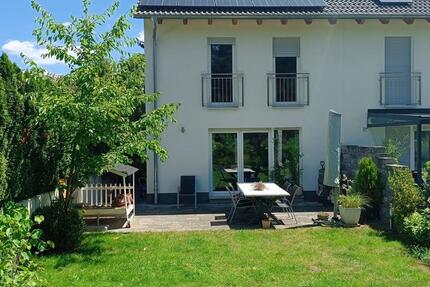 WG Zimmer in bester Lage in Zirndorf 1 zimmer