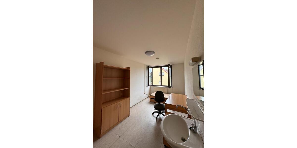 Wohnen auf Zeit Mannheim Almenhof - 1 Zimmer, 15 m&sup2;, 340&euro; | Angebot:25863904