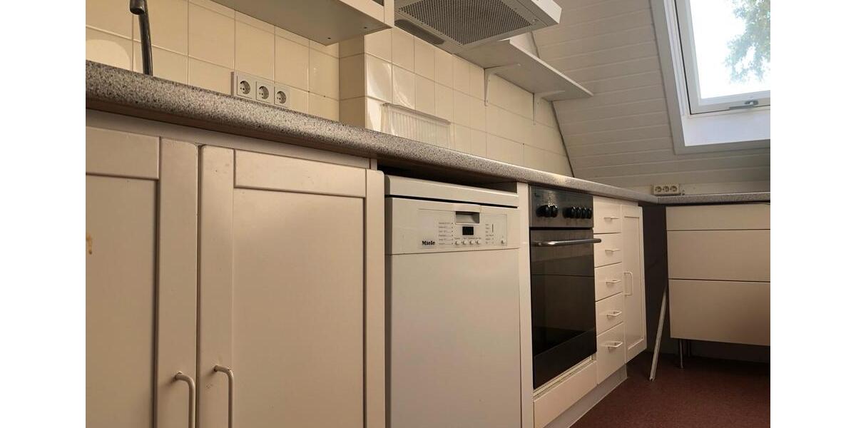 Dachgeschoßwohnung Elsfleth - 5 Zimmer, 171 m&sup2;, 1.085&euro; | Angebot:25904817