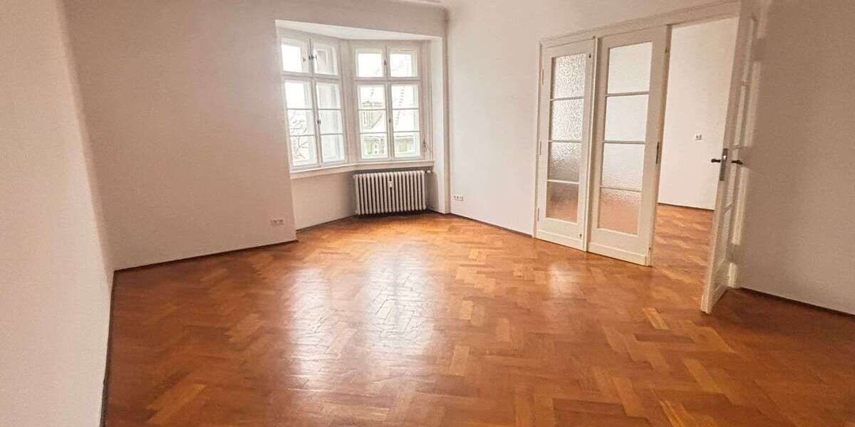 Etagenwohnung Zittau - 4 Zimmer, 132 m&sup2;, 698&euro; | Angebot:25094886