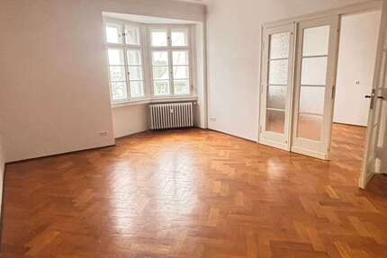 Wohnung Zittau - 4 Zimmer, 132 m&sup2;, 698&euro; | Angebot:25094886