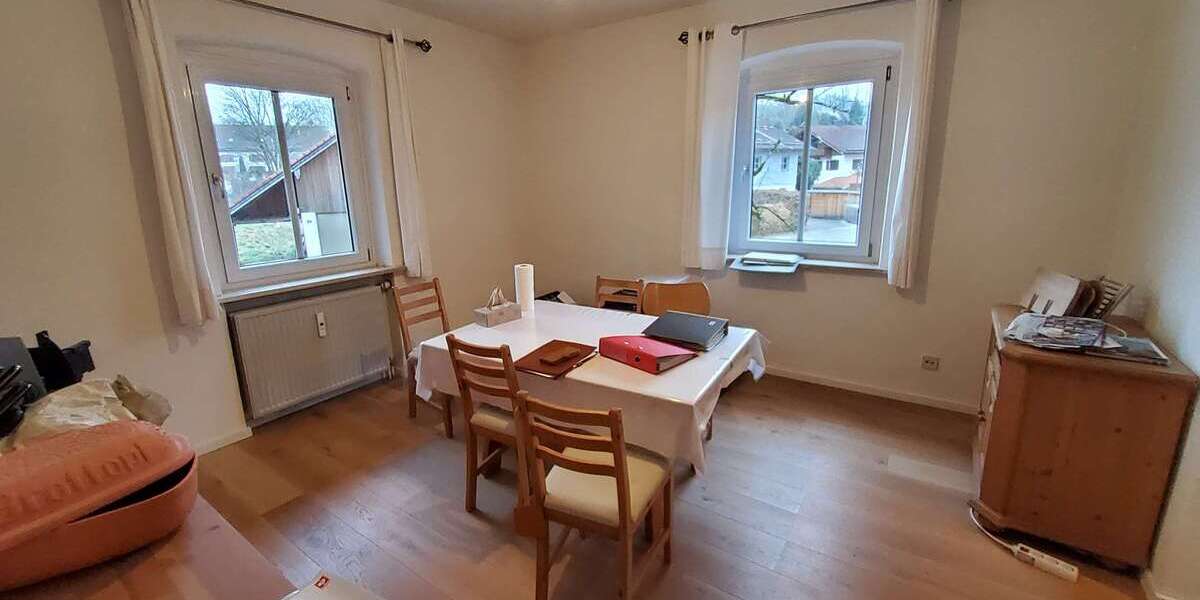 Etagenwohnung Eurasburg - 4 Zimmer, 140 m&sup2;, 1.550&euro; | Angebot:24305499