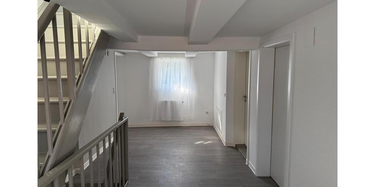 Doppelhaushälfte Baddeckenstedt - 5 Zimmer, 180 m&sup2;, 1.300&euro; | Angebot:26229523