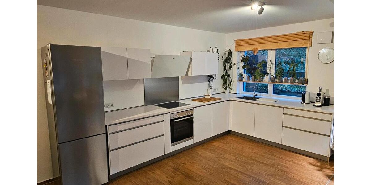 Erdgeschoßwohnung Bad Hersfeld - 3 Zimmer, 120 m&sup2;, 1.400&euro; | Angebot:25830867