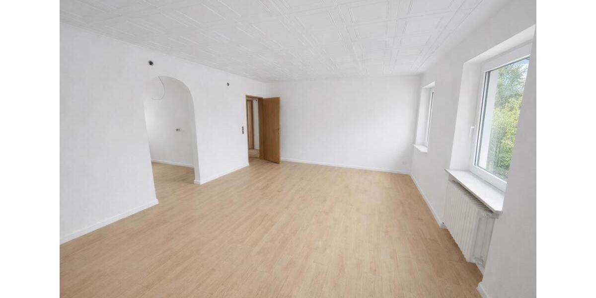 Etagenwohnung Eppelborn - 3 Zimmer, 95 m&sup2;, 750&euro; | Angebot:24658326