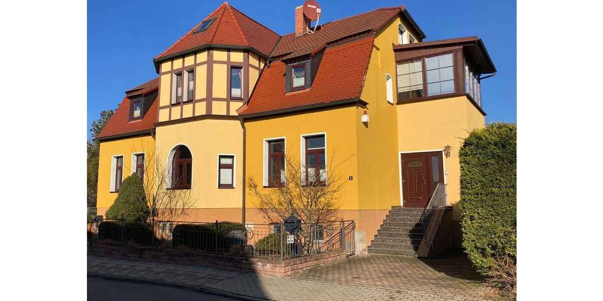 Etagenwohnung Sangerhausen - 4 Zimmer, 145 m&sup2;, 1.160&euro; | Angebot:25452691