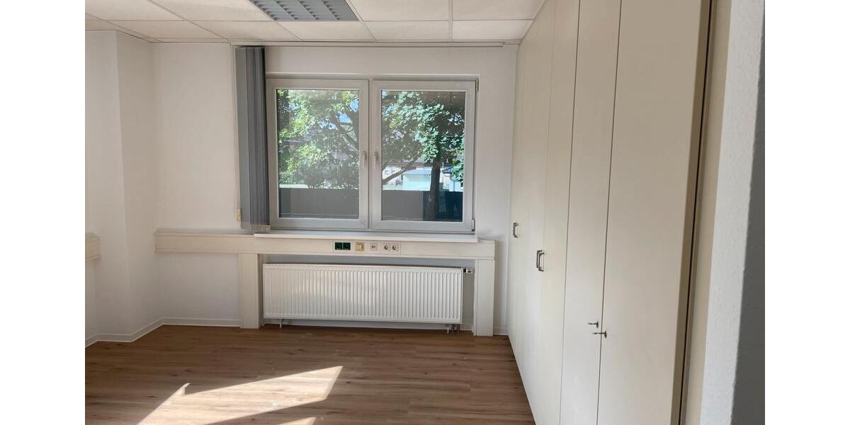 Gewerbeobjekt Bad Driburg - 2.160&euro; | Angebot:24207942
