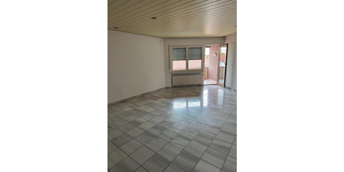 Etagenwohnung Neumarkt in der Oberpfalz Altenhof - 3 Zimmer, 73 m&sup2;, 710&euro; | Angebot:26577629