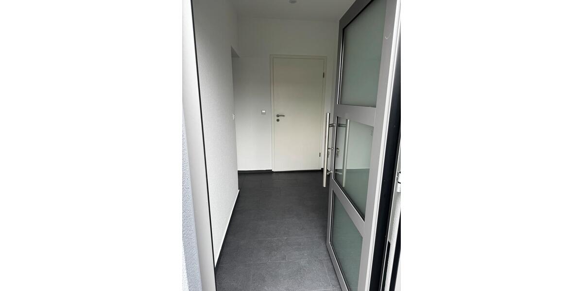 Erdgeschoßwohnung Karlsruhe Knielingen - 2 Zimmer, 80 m&sup2;, 1.320&euro; | Angebot:25870572