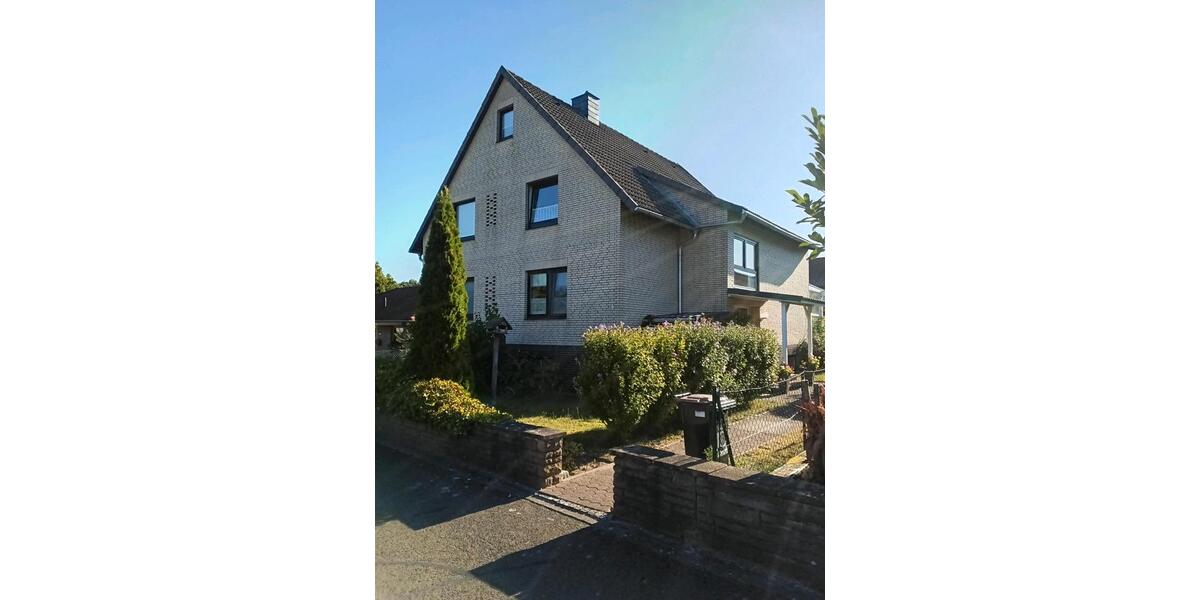 Dachgeschoßwohnung Neustadt am Rübenberge - 3.5 Zimmer, 120 m&sup2;, 1.100&euro; | Angebot:25613357