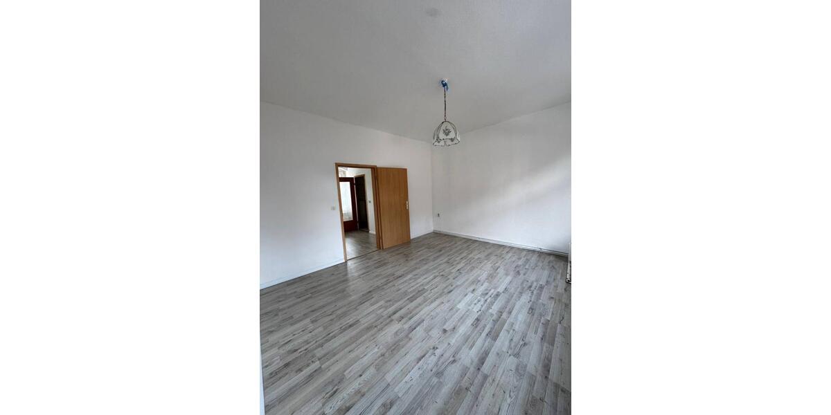 Erdgeschoßwohnung Artern - 2 Zimmer, 37 m&sup2;, 285&euro; | Angebot:24569611