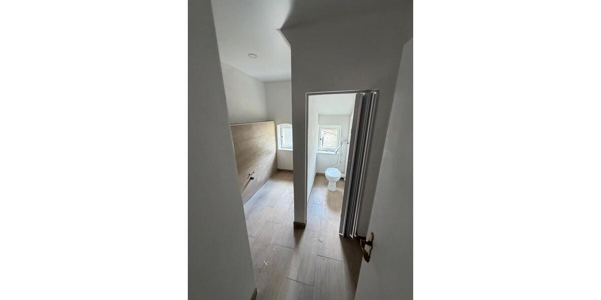 Etagenwohnung Sebnitz - 2 Zimmer, 92 m&sup2;, 783&euro; | Angebot:26623857