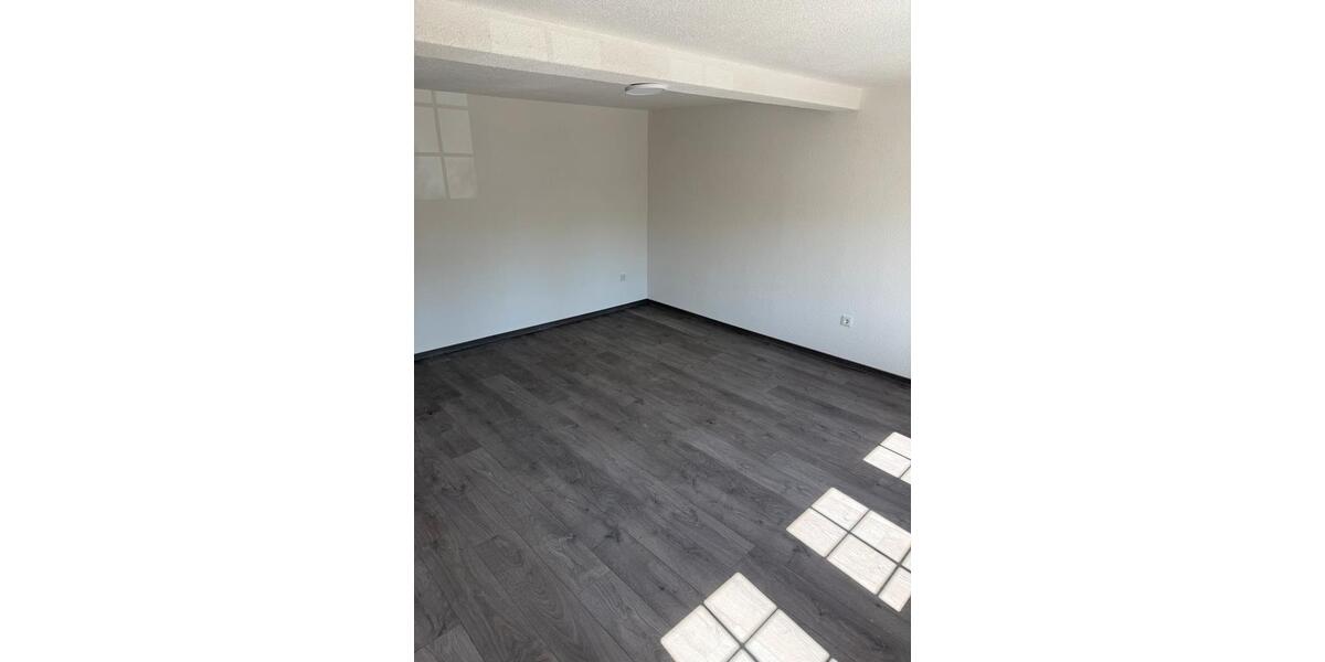 Etagenwohnung Daaden - 4 Zimmer, 90 m&sup2;, 900&euro; | Angebot:26342958