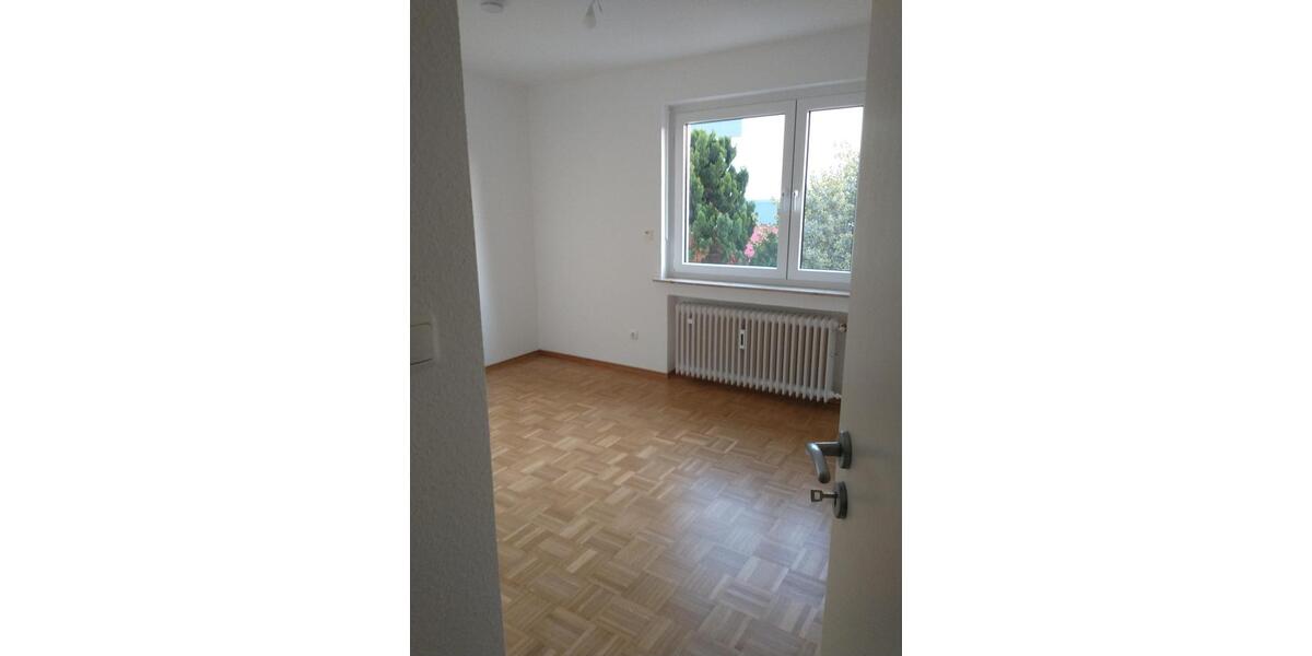 Erdgeschoßwohnung Königstein im Taunus - 3.5 Zimmer, 97 m&sup2;, 1.345&euro; | Angebot:25980804