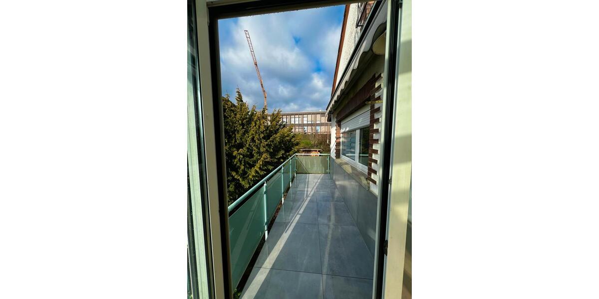 Etagenwohnung Goldbach - 4 Zimmer, 140 m&sup2;, 1.600&euro; | Angebot:24527783